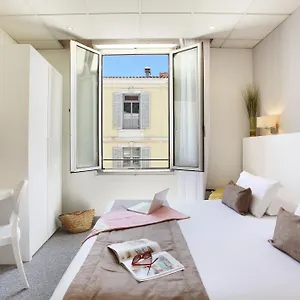 plm.fr-provencehotel.com/