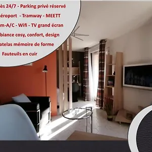Orion - Cosynest à Toulouse - Pkg Privé&climatisation Blagnac