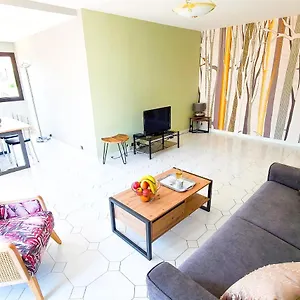  Apartment Regard Sur Les Remparts - Terrasse & Parking France